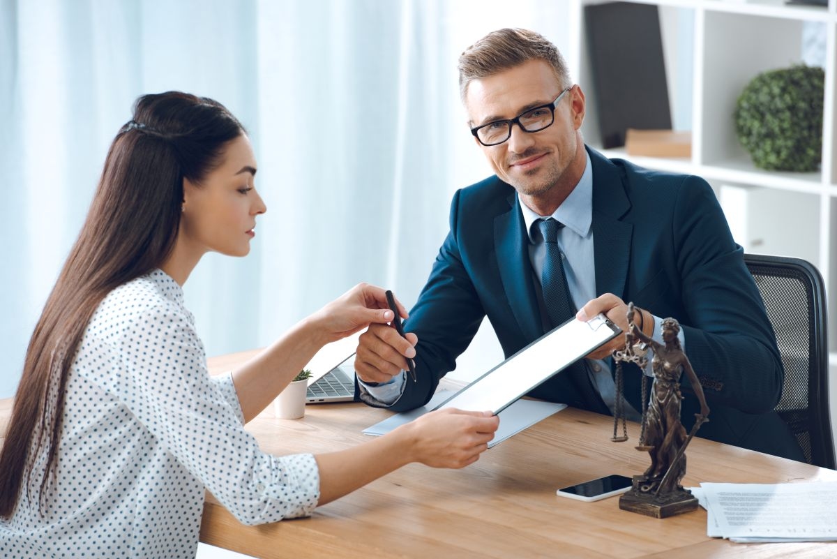 Konsultacja u doradcy ubezpieczeniowego - czy warto 